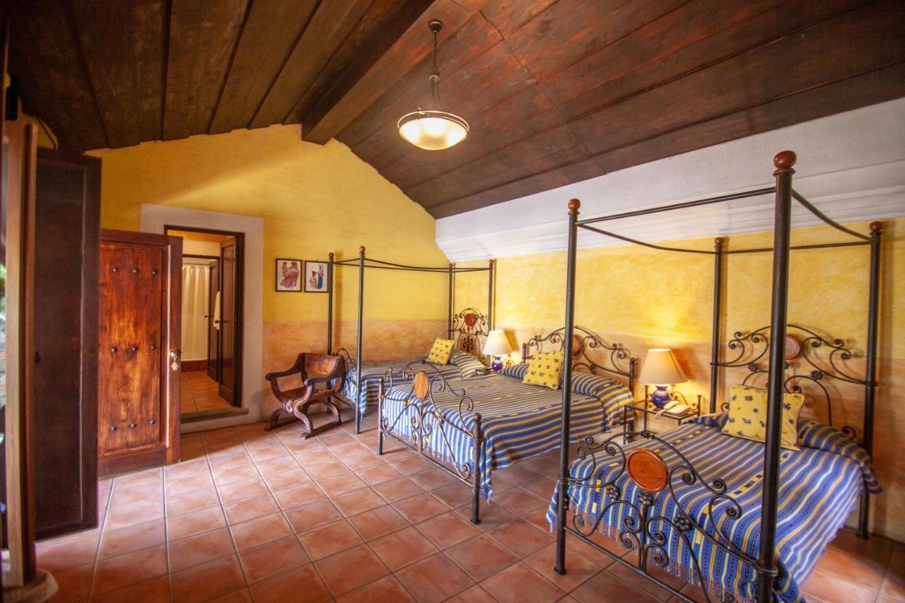 Hotel Palacio De Dona Beatriz Antigua Bagian luar foto